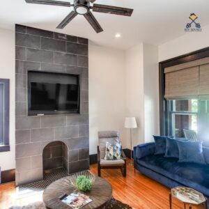 fae925 0b874e1a156c42818eb60fb77b878d21mv2 - Tips to Help You Furnish & Decorate Your STR Property