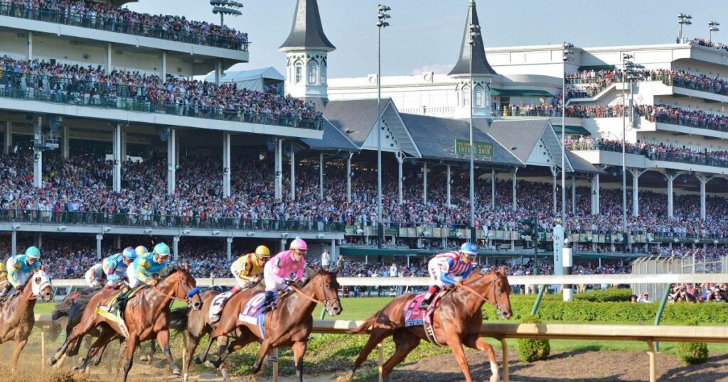 fae925 1a987f08204e486d8fa5a67ce1f30b33mv2 - How To Rent Your Louisville Home For Derby: A Step-By-Step Guide